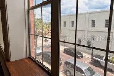 Apartamento en alquiler en Ocala, Florida, 2 dormitorios, 175.4 m2 № 2092806 - foto 2