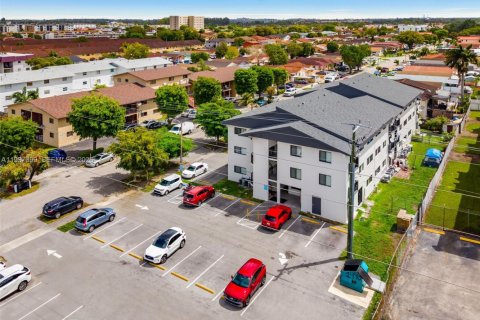Снять в аренду квартиру в Хайалиа, Флорида 2 спальни, 1493.4м2, № 2059288 - фото 21