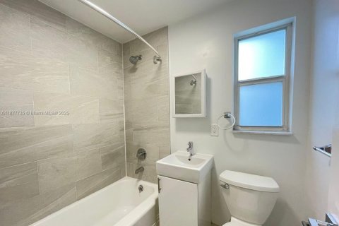 Appartement à louer à Miami Beach, Floride: 46.45 m2 № 1927938 - photo 1