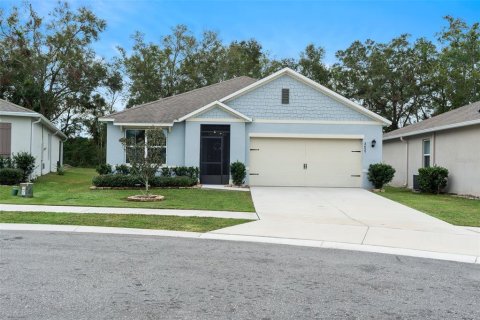 Casa en venta en Mount Dora, Florida, 3 dormitorios, 155.33 m2 № 1514365 - foto 1