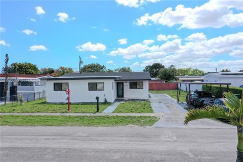 Дом в Хайалиа, Флорида 3 спальни, 170.48м2 № 2049768