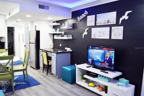 Apartamento en alquiler en Saint Pete Beach, Florida, 1 dormitorio, 65.03 m2 № 1798423 - foto 13