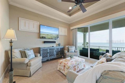 House in Palm Coast, Florida 7 bedrooms, 479.19 sq.m. № 1662018 - photo 16