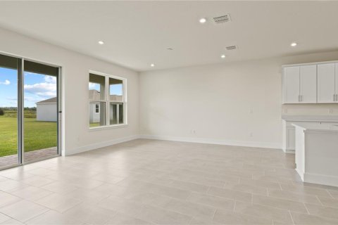 House in Mount Dora, Florida 3 bedrooms, 189.06 sq.m. № 2316535 - photo 10
