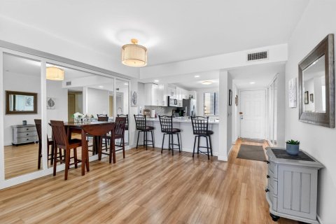 Copropriété à vendre à West Palm Beach, Floride: 2 chambres, 133.5 m2 № 2083148 - photo 16