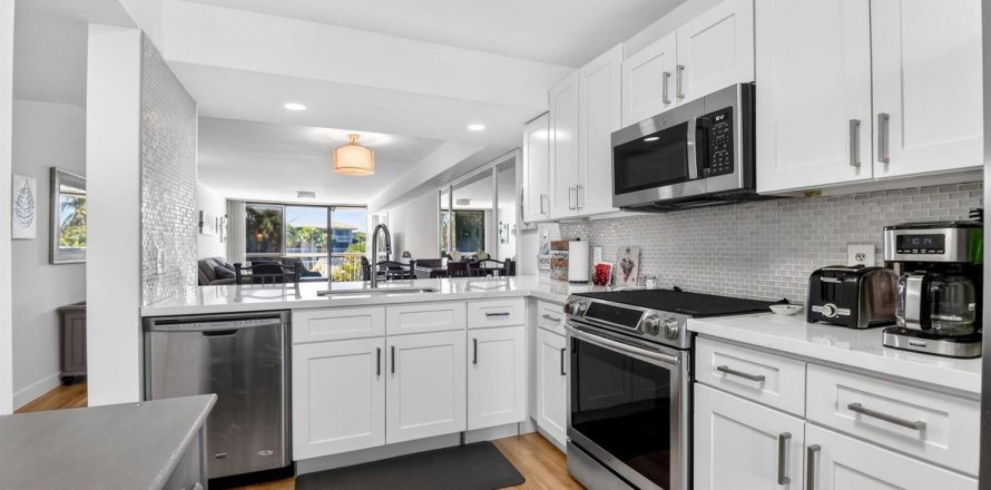 Condo à West Palm Beach, Floride, 2 chambres № 2083148