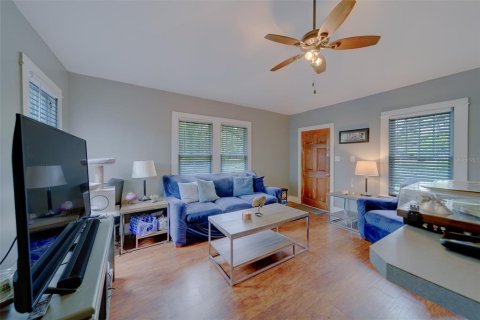 Immobilier commercial à vendre à Largo, Floride: 6 chambres, 242.66 m2 № 1915608 - photo 29