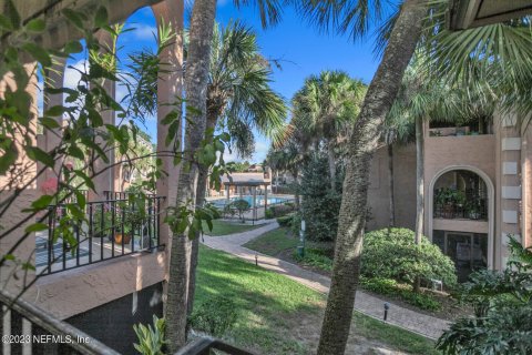 Condominio en venta en Jacksonville, Florida, 2 dormitorios, 110.37 m2 № 853468 - foto 1