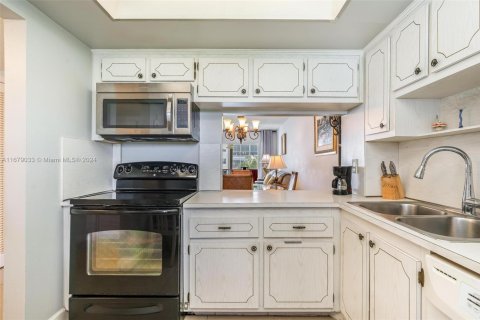 Condo in Boca Raton, Florida, 2 bedrooms  № 1409321 - photo 15