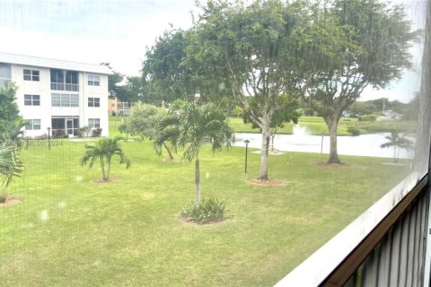 Condo in Boca Raton, Florida, 2 bedrooms  № 1409321 - photo 22