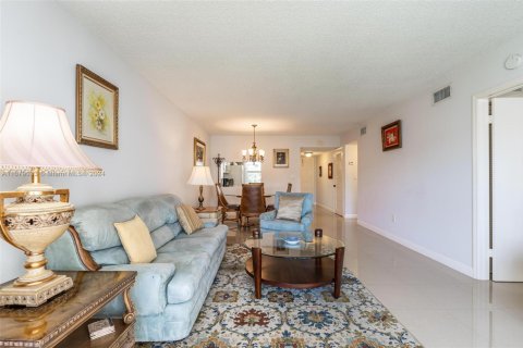 Condo in Boca Raton, Florida, 2 bedrooms  № 1409321 - photo 2