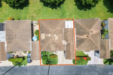 House in Delray Beach, Florida 2 bedrooms, 127.55 sq.m. № 2184306 - photo 26