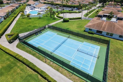 House in Delray Beach, Florida 2 bedrooms, 127.55 sq.m. № 2184306 - photo 25