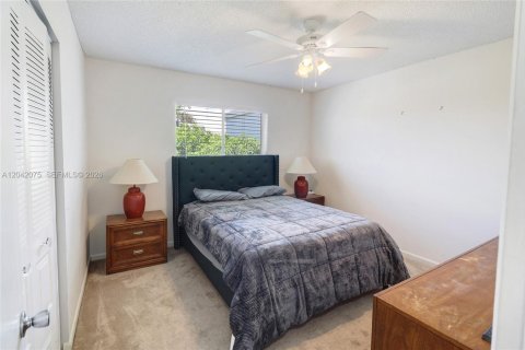 House in Delray Beach, Florida 2 bedrooms, 127.55 sq.m. № 2184306 - photo 12