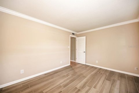 Condo in Sarasota, Florida, 2 bedrooms № 2238866 - photo 22