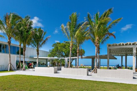 Condo in Sarasota, Florida, 2 bedrooms № 2238866 - photo 29