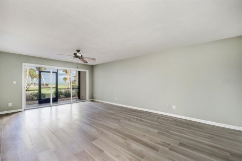 Condo in Sarasota, Florida, 2 bedrooms № 2238866 - photo 19