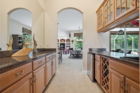 Villa ou maison à vendre à New Smyrna Beach, Floride: 3 chambres, 277.03 m2 № 2333816 - photo 17