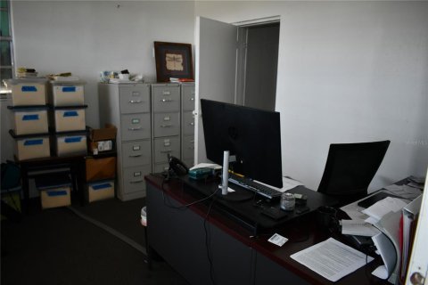 Commercial property in Tampa, Florida № 2212433 - photo 29