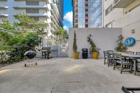 Copropriété à louer à Miami, Floride: 1 chambre, 65.87 m2 № 1997582 - photo 20