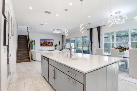 Villa ou maison à vendre à Wesley Chapel, Floride: 5 chambres, 312.62 m2 № 1589598 - photo 22