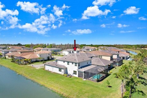 Villa ou maison à vendre à Wesley Chapel, Floride: 5 chambres, 312.62 m2 № 1589598 - photo 10