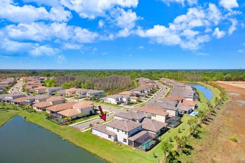 Villa ou maison à vendre à Wesley Chapel, Floride: 5 chambres, 312.62 m2 № 1589598 - photo 11