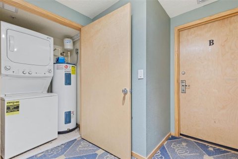 Condo in Palm Coast, Florida, 2 bedrooms № 2102609 - photo 6