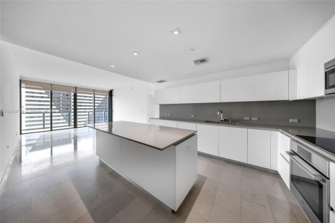 Condo in Miami, Florida, 3 bedrooms  № 1966081 - photo 7