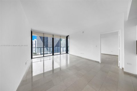 Condo in Miami, Florida, 3 bedrooms  № 1966081 - photo 17