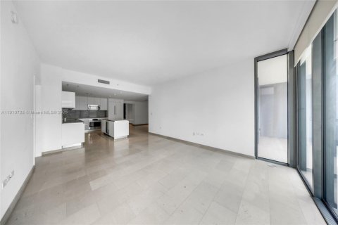 Condo in Miami, Florida, 3 bedrooms  № 1966081 - photo 8
