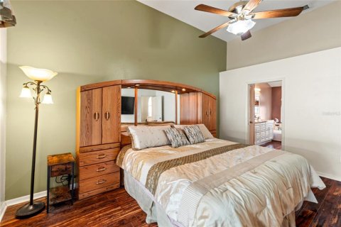 House in Wesley Chapel, Florida 4 bedrooms, 206.89 sq.m. № 1772840 - photo 9