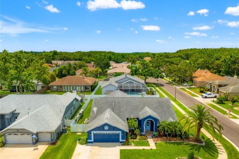 House in Wesley Chapel, Florida 4 bedrooms, 206.89 sq.m. № 1772840 - photo 30