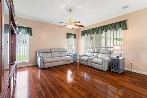 House in Wesley Chapel, Florida 4 bedrooms, 206.89 sq.m. № 1772840 - photo 18