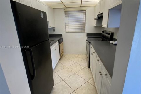 Снять в аренду кондоминиум в Уэст-Палм-Бич, Флорида 1 спальня, № 2008873 - фото 11