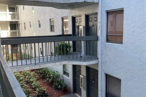 Снять в аренду кондоминиум в Уэст-Палм-Бич, Флорида 1 спальня, № 2008873 - фото 3