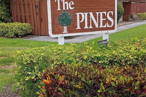 Adosado en venta en St. Lucie, Florida, 2 dormitorios, 123.37 m2 № 1865606 - foto 2