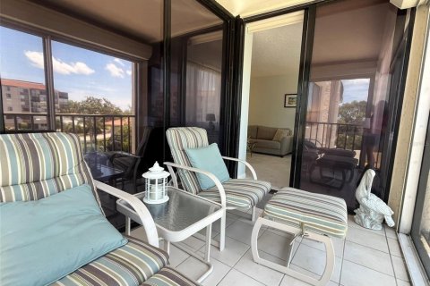 Condo in Saint Petersburg, Florida, 1 bedroom  № 1789909 - photo 28
