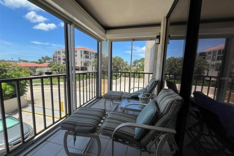 Condo in Saint Petersburg, Florida, 1 bedroom  № 1789909 - photo 26
