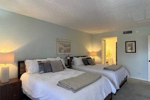Condo in Saint Petersburg, Florida, 1 bedroom  № 1789909 - photo 20