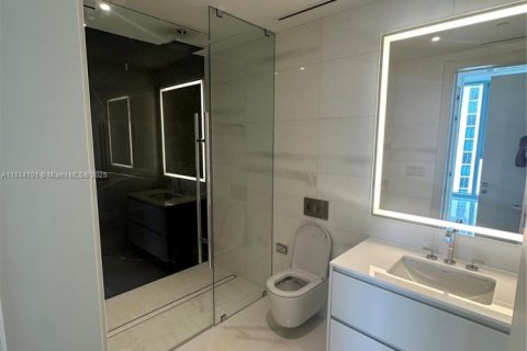 Condominio en venta en Miami, Florida, 1 dormitorio, 71.26 m2 № 1940323 - foto 19