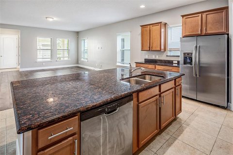 Casa en alquiler en Orlando, Florida, 4 dormitorios, 188.68 m2 № 1830040 - foto 3