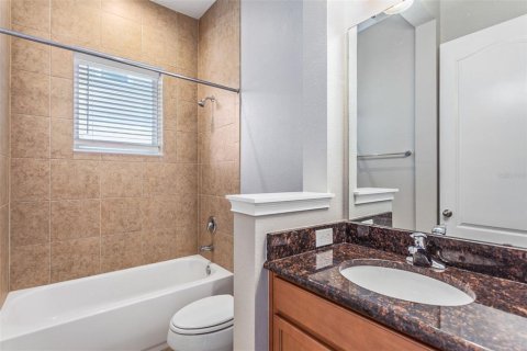 Casa en alquiler en Orlando, Florida, 4 dormitorios, 188.68 m2 № 1830040 - foto 14