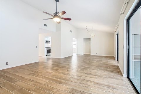 Casa en venta en Winter Haven, Florida, 2 dormitorios, 150.69 m2 № 1909766 - foto 17