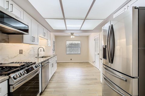 Casa en venta en Winter Haven, Florida, 2 dormitorios, 150.69 m2 № 1909766 - foto 4