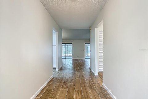 Casa en venta en Winter Haven, Florida, 2 dormitorios, 150.69 m2 № 1909766 - foto 2