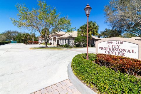 Propiedad comercial en venta en Stuart, Florida № 1055995 - foto 4