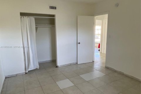 Снять в аренду виллу или дом в Майами, Флорида 6 спален, 202.53м2, № 2006525 - фото 19