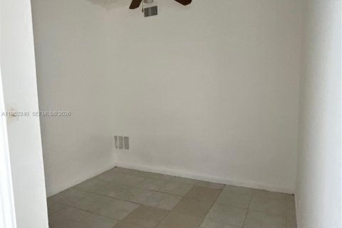 Снять в аренду виллу или дом в Майами, Флорида 6 спален, 202.53м2, № 2006525 - фото 7