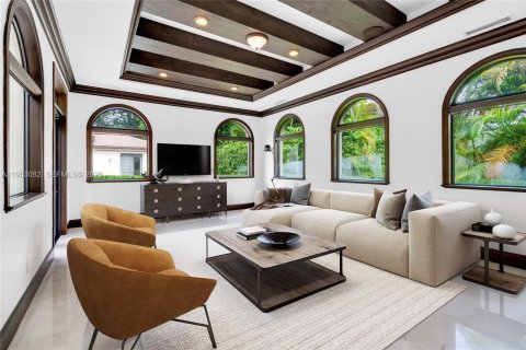 Casa en venta en Pinecrest, Florida, 9 dormitorios, 683.48 m2 № 2008865 - foto 15